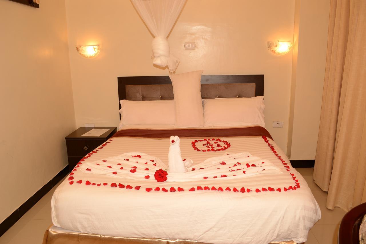Lakemark Hotel And Tour Service Bahir Dar Exteriér fotografie