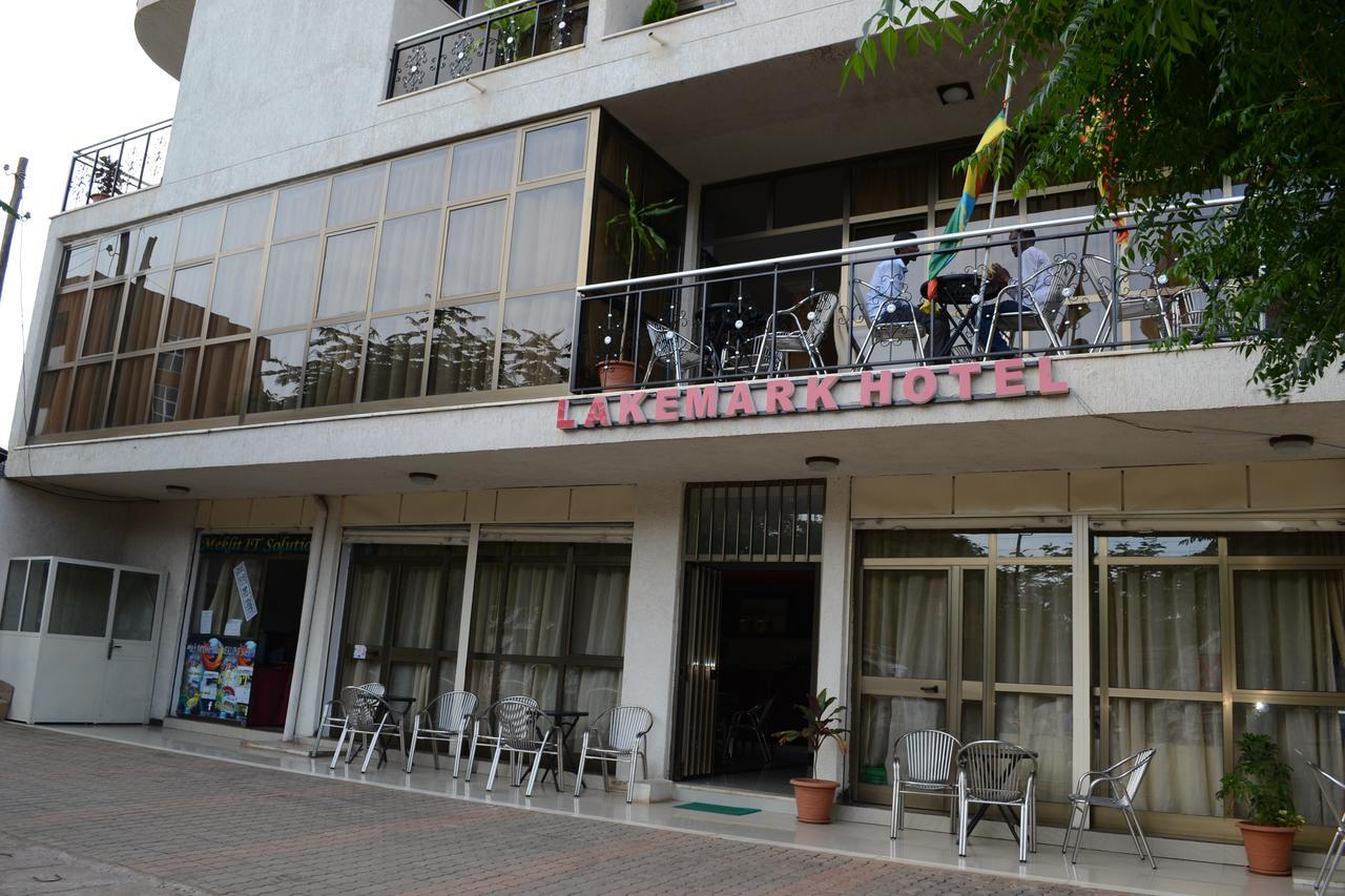 Lakemark Hotel And Tour Service Bahir Dar Exteriér fotografie