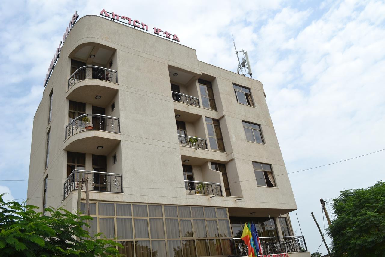 Lakemark Hotel And Tour Service Bahir Dar Exteriér fotografie
