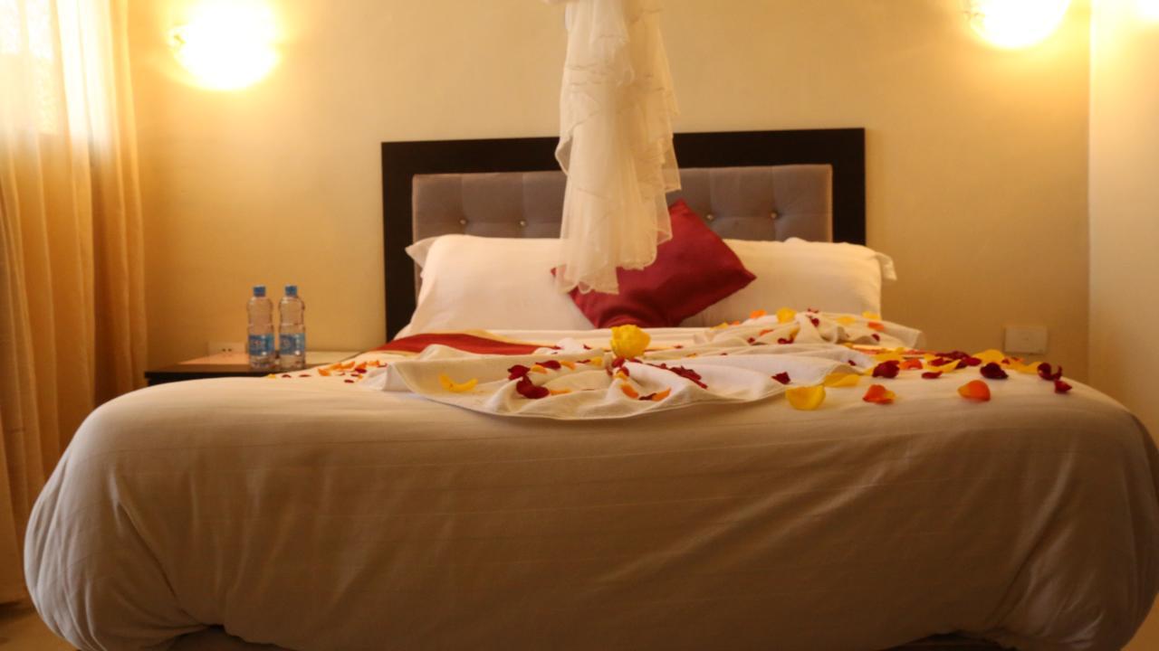 Lakemark Hotel And Tour Service Bahir Dar Exteriér fotografie