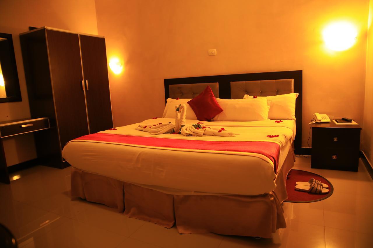 Lakemark Hotel And Tour Service Bahir Dar Exteriér fotografie