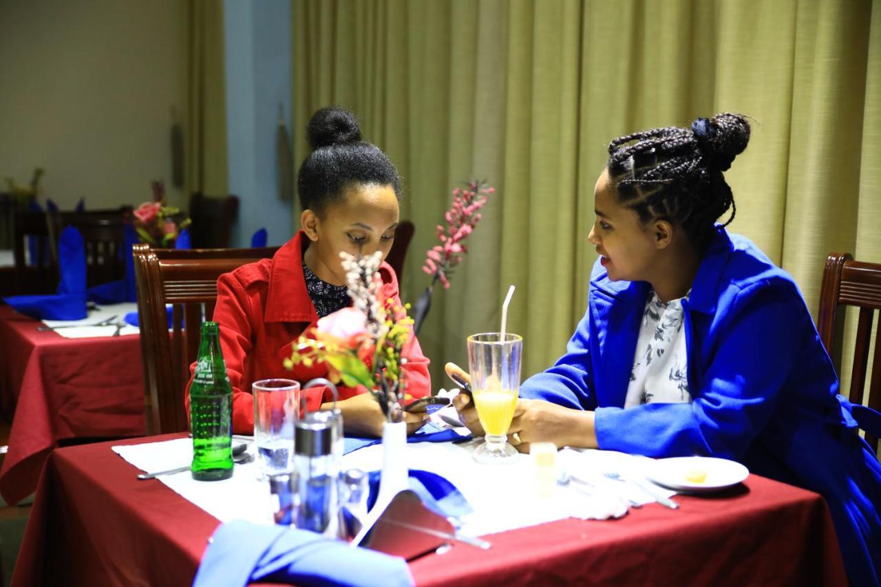 Lakemark Hotel And Tour Service Bahir Dar Exteriér fotografie
