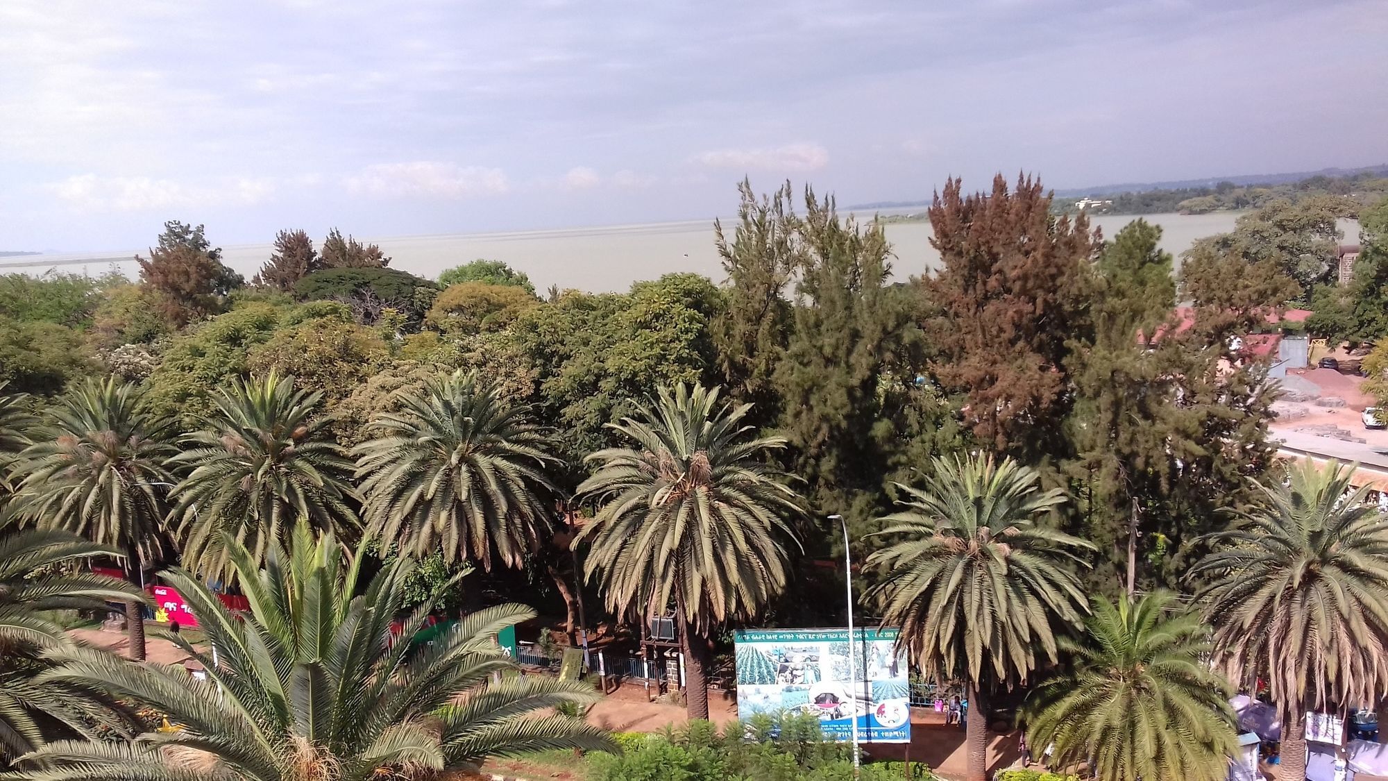 Lakemark Hotel And Tour Service Bahir Dar Exteriér fotografie